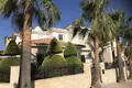 4 bedroom house 355 m² Koinoteta Agiou Tychona, Cyprus