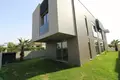 4 bedroom Villa 300 m² Bueyuekkumluca, Turkey