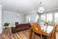 Mieszkanie 3 pokoi 77 m² Poznań, Polska