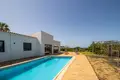 4-Schlafzimmer-Villa 215 m² Carvoeiro, Portugal