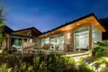 Вилла 3 спальни 225 м² Равай, Таиланд