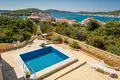 5 bedroom villa 440 m² Opcina Rogoznica, Croatia