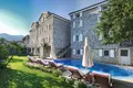 Villa 11 rooms 960 m² Kotor, Montenegro