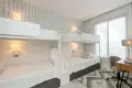 5 bedroom apartment 210 m² Estepona, Spain