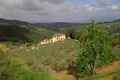 Инвестиционная 1 500 м² Ареццо, Италия