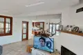Maison 4 chambres 240 m² Moniatis, Chypre
