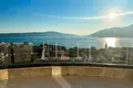 Apartamento 3 habitaciones 125 m² en Tivat, Montenegro