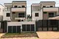 Casa 7 habitaciones 120 m² Adenta, Ghana