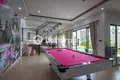 3-Schlafzimmer-Villa  Kerobokan, Indonesien