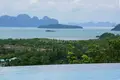 Villa de 4 dormitorios 1 100 m² Phuket, Tailandia