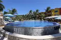 2 bedroom condo 125 m² West Bay, Honduras