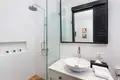 1 bedroom Villa 753 m² Kerobokan Kelod, Indonesia