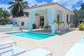 5 bedroom villa 2 m² in La Romana, Dominican Republic