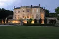 Schloss 20 000 m² Metropolitanes Frankreich, Frankreich
