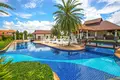 3 bedroom house 200 m² Sunthonphu, Thailand