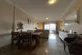 Mieszkanie 2 pokoi 94 m² Velez Malaga, Hiszpania