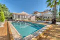 Mieszkanie 4 pokoi 127 m² Alanya, Turcja
