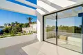 5 bedroom villa 390 m² Marbella, Spain