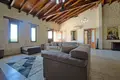Maison 4 chambres 350 m² Koinoteta Mones Lemesou, Chypre
