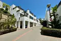 Mieszkanie 3 pokoi 141 m² Marbella, Hiszpania