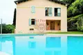 Villa de 6 habitaciones 350 m² Desenzano del Garda, Italia