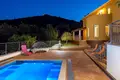 5 bedroom villa 200 m² Veprinac, Croatia