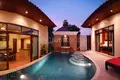 Villa 2 Schlafzimmer 217 m² Phuket, Thailand