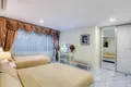 5 bedroom villa 250 m² Phuket, Thailand