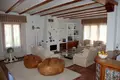 Villa de tres dormitorios 200 m² Teulada, España