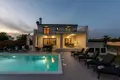 3 bedroom house 290 m² Brtonigla, Croatia