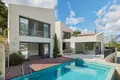 Villa de 4 dormitorios 456 m² Dobrota, Montenegro