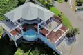 6 bedroom house 715 m² Roatan, Honduras