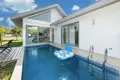 Complexe résidentiel New residential complex of villas with swimming pools and parkings in Thalang, Phuket, Thailand