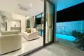 Villa de tres dormitorios 225 m² Karon, Tailandia