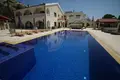 Maison 8 chambres 800 m² Agios Tychonas, Chypre