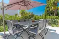 Hotel 520 m² in Crikvenica, Croatia