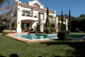 villa de 5 dormitorios 652 m² España, España