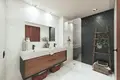 4 bedroom apartment  Marbella, Spain