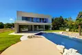 4-Schlafzimmer-Villa 220 m² Poreč, Kroatien