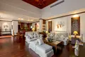 4-Schlafzimmer-Villa 450 m² Phuket, Thailand