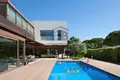 5 bedroom house 570 m² Costa del Garraf, Spain