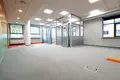 Propiedad comercial 3 habitaciones 122 m² en Varsovia, Polonia