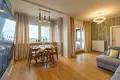 Apartamento 3 habitaciones 75 m² en Varsovia, Polonia
