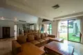 villa de 3 chambres 1 028 m² Phuket, Thaïlande