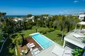 4-Schlafzimmer-Villa 329 m² Marbella, Spanien