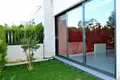 3 bedroom townthouse 300 m² Godella, Spain
