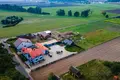Casa 280 m² Lugi, Polonia