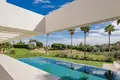 5-Zimmer-Villa 408 m² Marbella, Spanien
