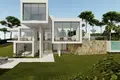 Villa de tres dormitorios 240 m² Orihuela, España