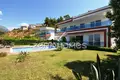 5 room villa 350 m² in Mahmutlar, Turkey